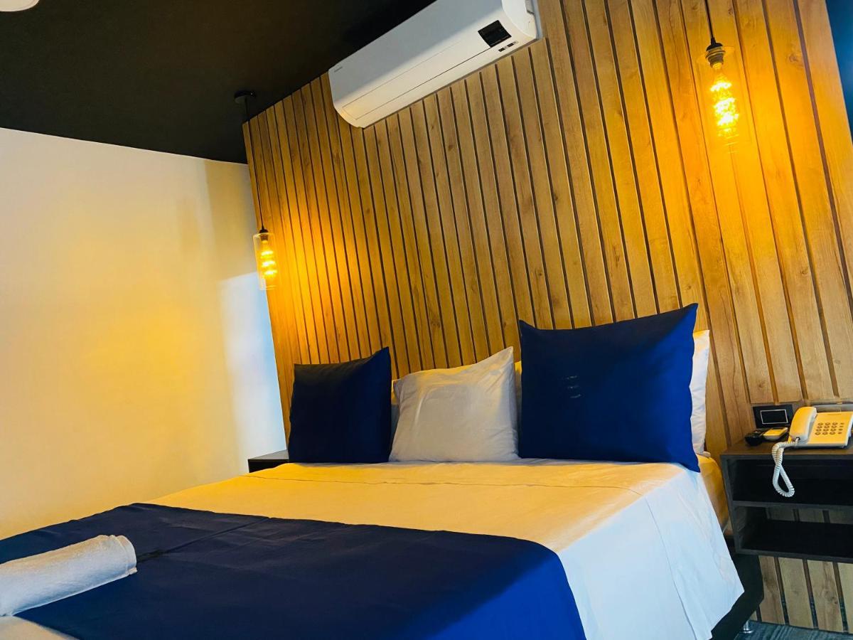 אגוואצ'יקה Hotel Calle Real - Inn מראה חיצוני תמונה